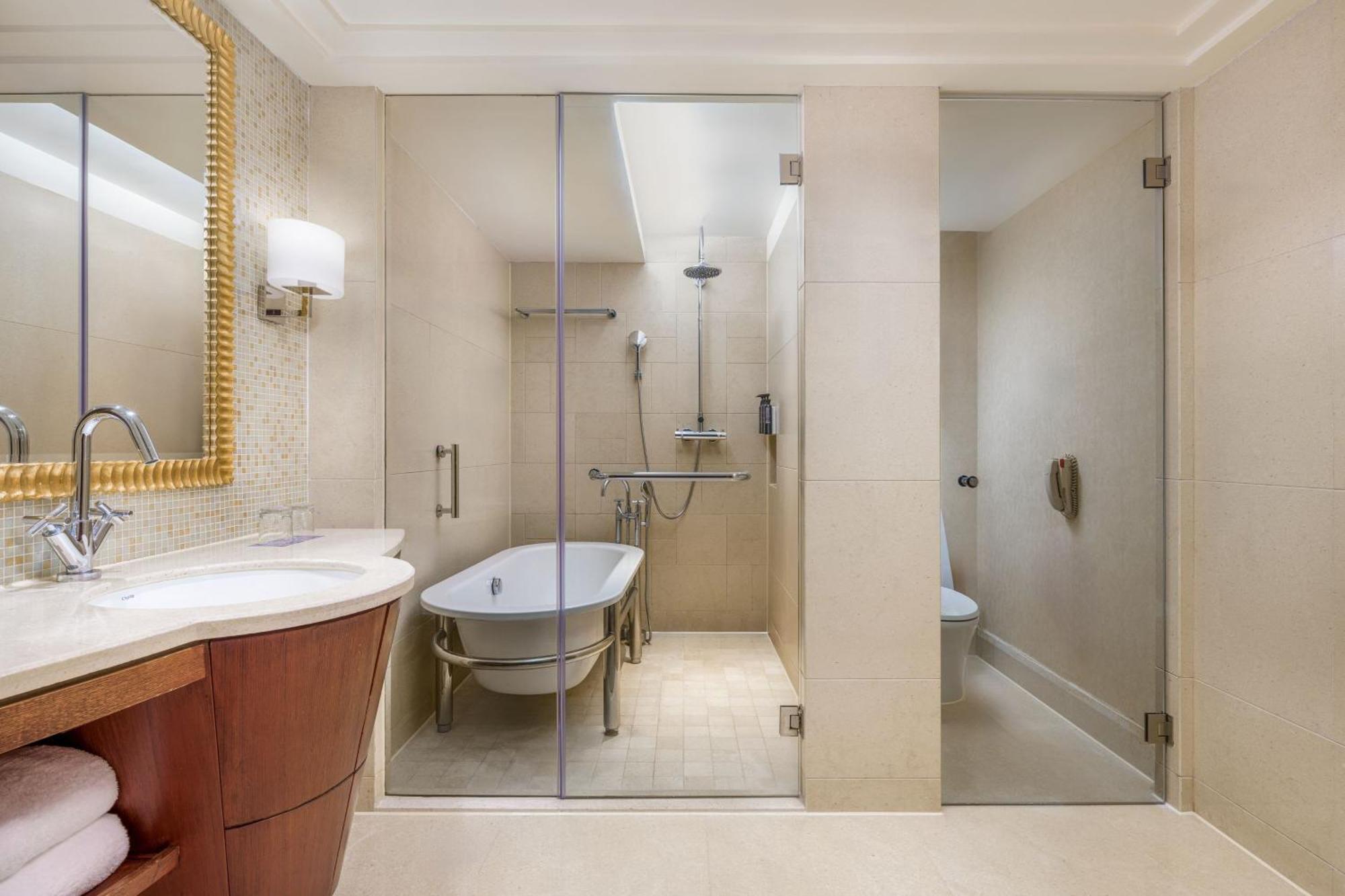 Sheraton Xiamen Hotel Exterior photo